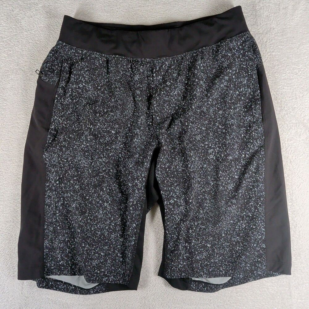 Lululemon  T.H.E. Short Linerless 7" Performance Athletic Short Mens Large Black